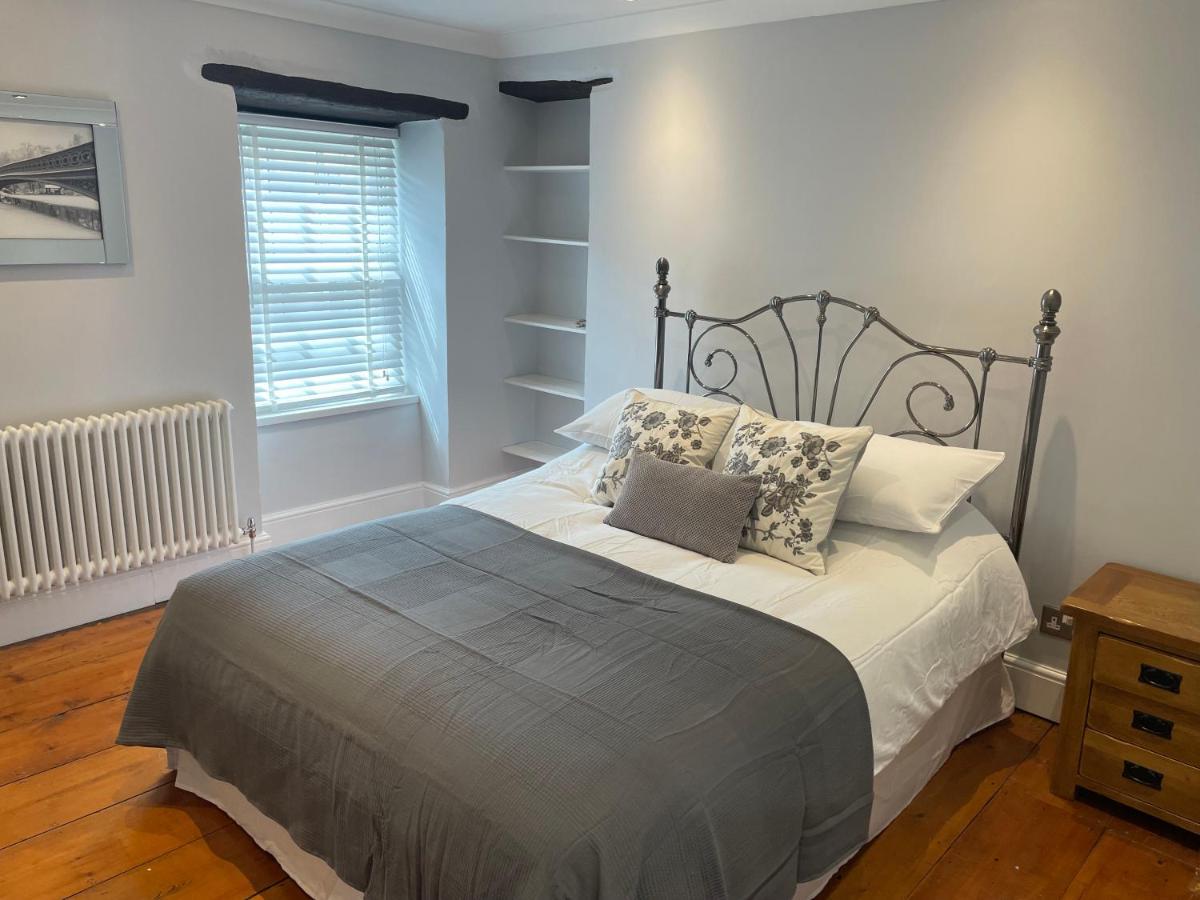 17 Eastgate Villa Cowbridge Luaran gambar