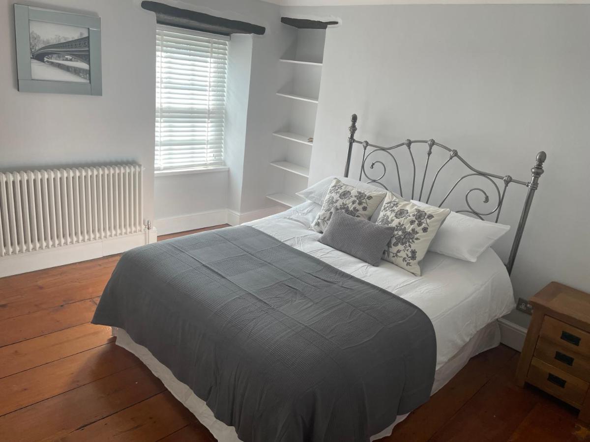 17 Eastgate Villa Cowbridge Luaran gambar